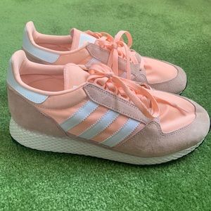 Adidas Forest Grove Women's Size 9.5